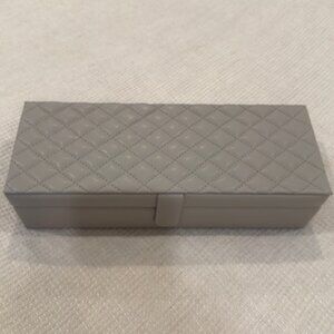 NIB Brouk & Company Leo Jewelry box- Grey
